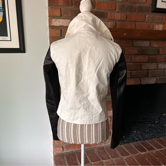 NWT Veda for Scoop NYC White Canvas Moto Jacket Leather Sleeves Sz S - Picture 7 of 10
